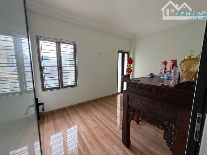 Bán nhà 3 tầng dân xây độc lập ô tô đỗ cửa phố Đông Khê, Ngô Quyền, Hải Phòng - 12