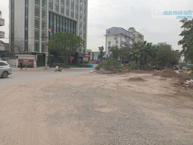 Bán mảnh đất mặt tiền dọc đường Vành Đai 2.5 mặt phố Tân Mai 2758m2, MT 60m, Giá 150 tỷ - 2