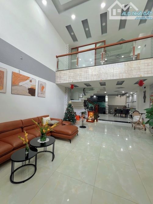 Bán Nhà 4 Tằng, 5.1m x 16m, Thạnh Xuân 22, TX, Đường 8m. Nhỉnh 6 tỷ - 2