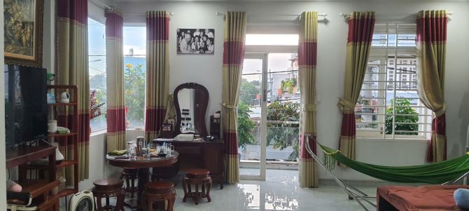 Khu Phân Lô - Nhà 3 Tầng BTCT - DT: 7x18 - Đường 10m Thông - Gần Tô Ký - Nguyễn Ảnh Thủ. - 2