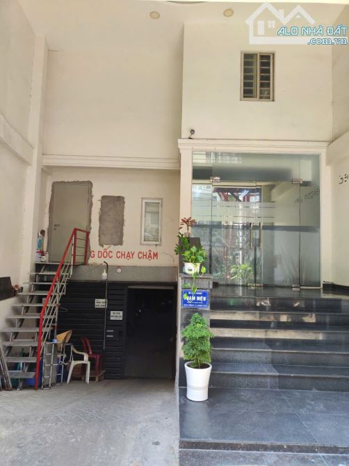 Bán Toà CHDV Ngay Lý Thương Kiệt Q.Tân Bình dòng tiền gần 6% - Hầm 5 tầng 216m2 giá 37 tỷ. - 2