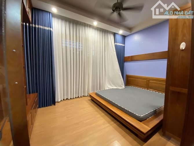 Bán nhà 7 tầng trung tâm sầm uất Quận 3! Giá rẻ hấp dẫn Đường Trần Quang Diệu, P14 - 2