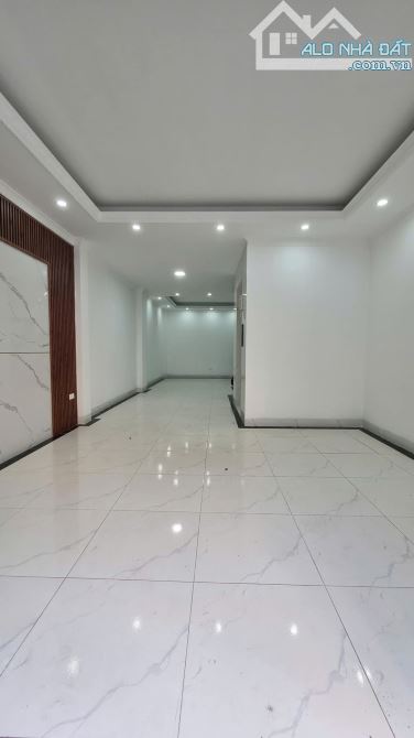SIÊU PHẨM 6 TẦNG THANG MÁY PHỐ VÕ CHÍ CÔNG - 60m - MẶT TIỀN 5.5m - 8 NGỦ KHÉP KÍN - 12 TỶ - 2