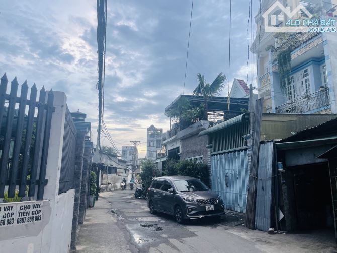 NHÀ HẺM Ô TÔ NGỦ TRONG NHÀ – CÁCH MẶT TIỀN DƯƠNG THỊ MƯỜI CHỈ 50M – GIÁ CHỈ 3.3 TỶ! - 2