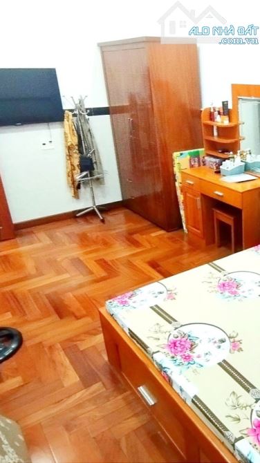 🏡 BIỆT THỰ MẶT TIỀN THỤT Q7 - 230M2, NGANG 10 - GIẢM SÂU 1.5 TỶ - 40 TR/M2🚗 - 2
