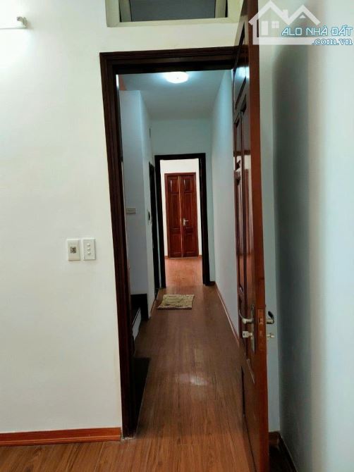 Bán nhà ngõ 180 Nguyễn Lương Bằng, 35m2 x 4 tầng, ô tô tránh, 10 tỷ - 2