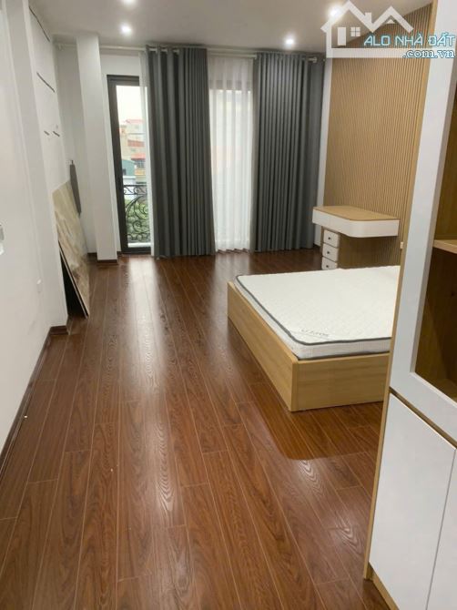 Bán Nhà Trâu Qùy Ngô Xuân Quảng 5 tầng 32m - Ô tô Vào Tận Nơi - giá 7,5 tỷ - 2