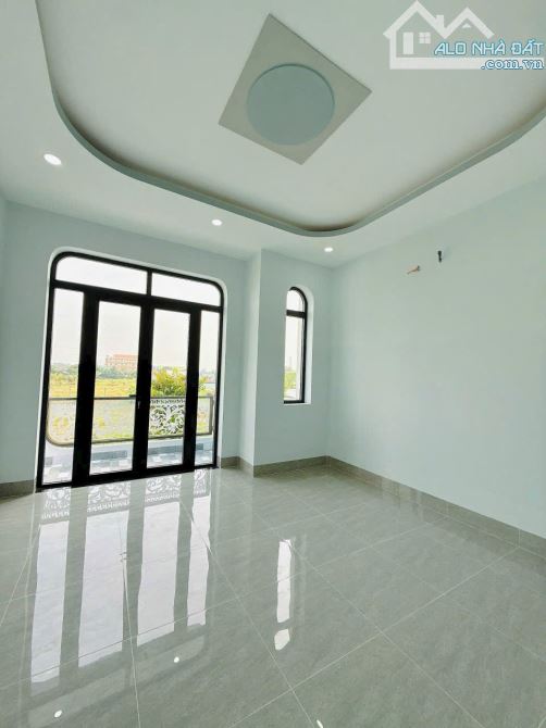 NHÀ SÂN VƯỜN 230M2 FULL THỔ CƯ TRỌN GÓI 2 TỶ 5 TẶNG FULL NỘI THẤT - 2