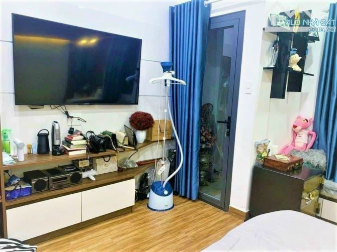 Bán nhà hẻm 6m Lê Quang Sung, ngang 4m1 dài 24m5 nở hậu 4m55, CN 111m2, Q.6 - 2