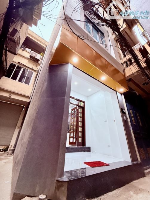 Ngõ Hoà Bình 7_ Lô góc full nội thất_ DT:40m _ 4 tầng, 4 ngủ_ giá chào 9.5 Tỷ - 2