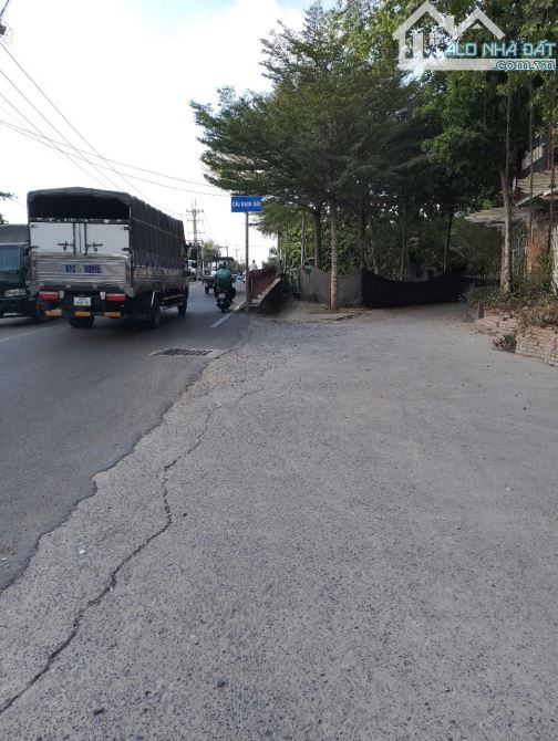 NHƯỢNG LẠI LÔ VIEW KÊNH XÂY HOÀN CÔNG NGAY GẦN TL9 CHỈ 2.25 TỶ - 2