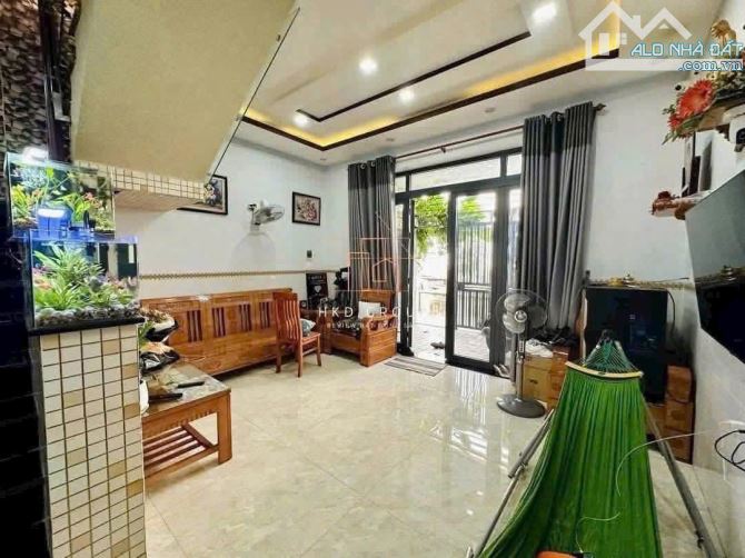 Bán Nhà 1 trệt 1 lầu p. Quyết Thắng giá 2 tỷ 750 triệu - 2