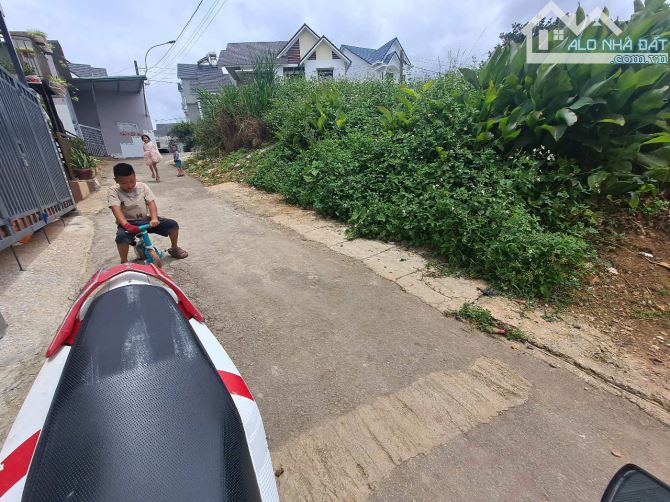 Bán đất xây dựng pq. Phường 12, Đà Lạt( Phường Lâm Viên mới) - 2