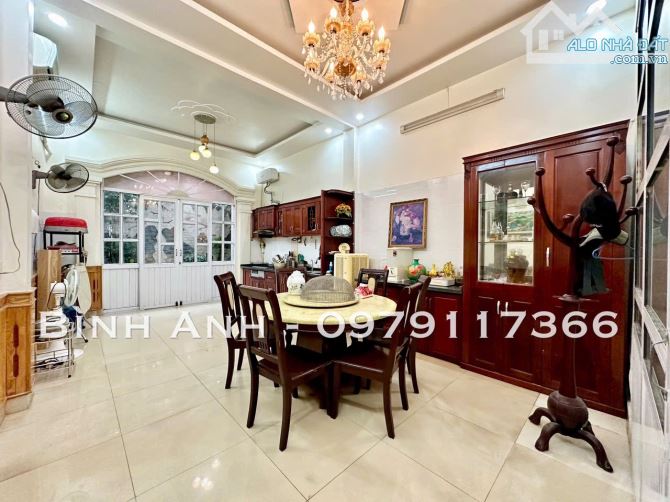 Bán gấp nhà mặt đường Phương Lưu - Đông Hải - Vị trí đẹp - 2