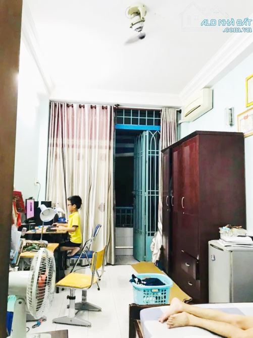 🔥 HẺM XE HƠI, NHÀ ĐẸP 4 TẦNG, NGUYỄN CẢNH CHÂN QUẬN 1, 40M², NHỈNH 9 TỶ, CHÍNH CHỦ 1 ĐỜI - 2