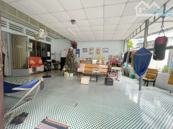 Bán gấp nhà C4, tiện xây mới, đường Nguyễn Duy Trinh, DT 138m2 – Chỉ 11,8 tỷ. - 2