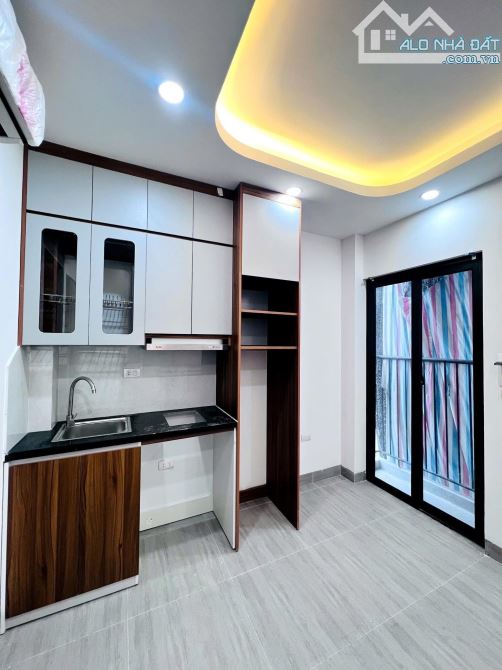 TÒA CĂN HỘ DÒNG TIỀN TT CẦU GIẤY 7 TẦNG THANG MÁY TỔNG 18 PKK DOANH THU LÊN ĐẾN 90TR/TH - 2