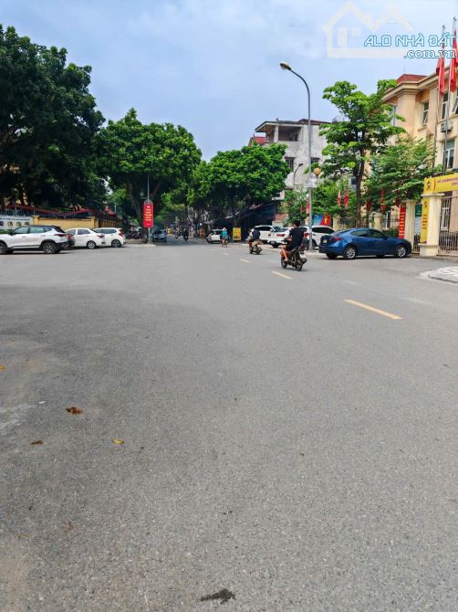 Bán đất  Phú Thượng, 40m2, phân lô, ô tô,  nhỉnh 5tỷ. - 2