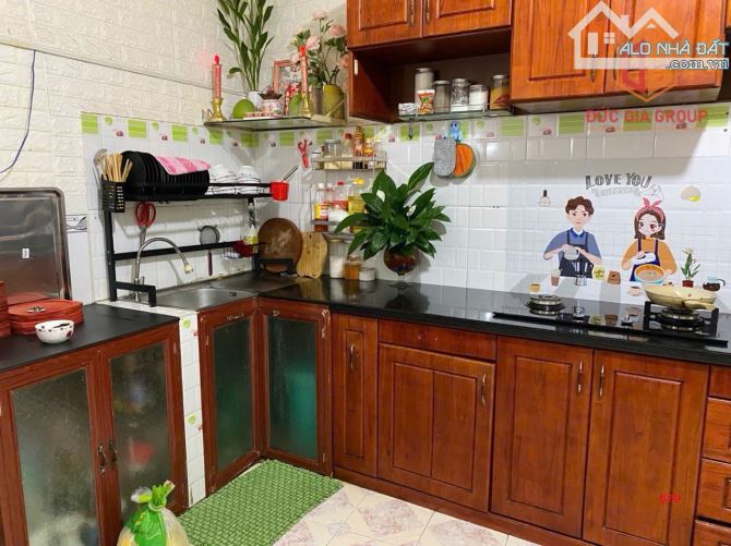 Cho thuê nhà mặt tiền đường Nguyễn Văn Hoa gần siêu thị Coopmart - 2