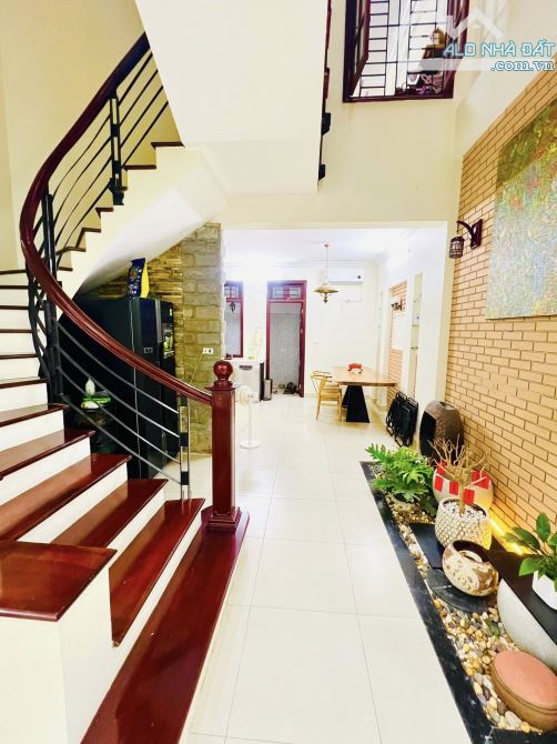 NHÀ MẶT PHỐ TRÚC BẠCH – VIEW HỒ – MẶT TIỀN KHỦNG 7M – 135M2 – GIÁ 67.5 TỶ - 2