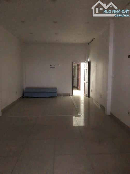 NHÀ KINH DOANH ĐA NGÀNH NGHỀ VỚI MẶT ĐƯỜNG 8M, NGAY TÔ HIỆU GIÁ CHỈ NHỈNH 7 TỶ - 2
