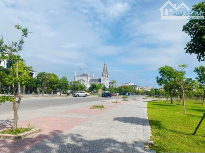 Đất đẹp view công viên Bạch Đằng, xây dựng tự do. hàng hiếm trong khu vực - 2