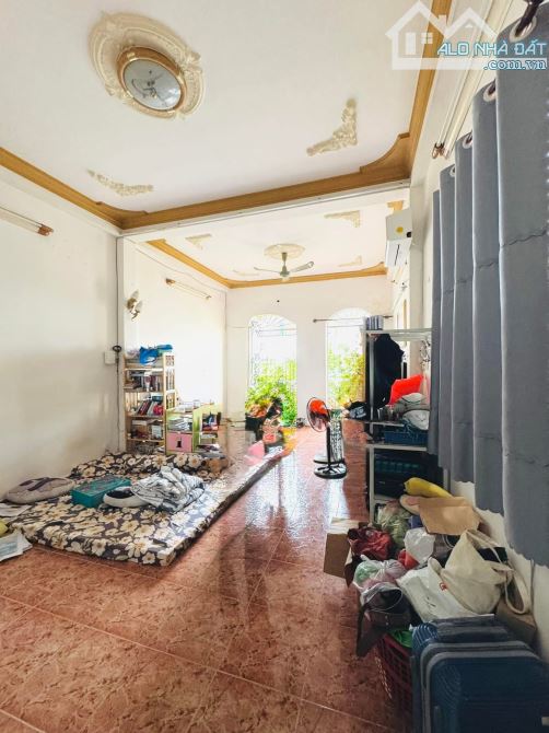 SIÊU PHẨM TÂN BÌNH - HẺM NHỰA XE HƠI - SÁT MẶT TIỀN 📍 Nguyễn Hồng Đào, P.14, Tân Bình - 2