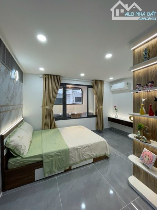 SIÊU PHẨM PHẠM VĂN CHIÊU 5 TẦNG, HẺM 5M, SÁT MẶT TIỀN, 4M x 10M, NHỈNH 6 TỶ - 2