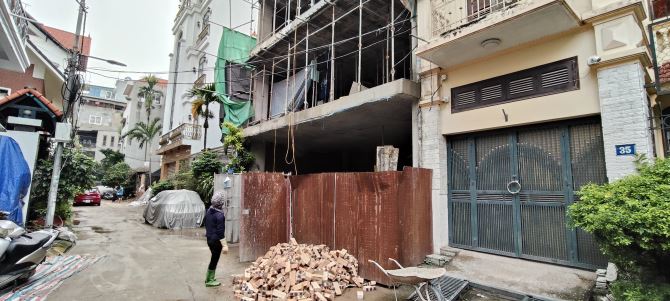 Bán biệt thự Trích Sài - Tây Hồ - 168m2, 3 tầng giá 39,5 tỷ. - 2