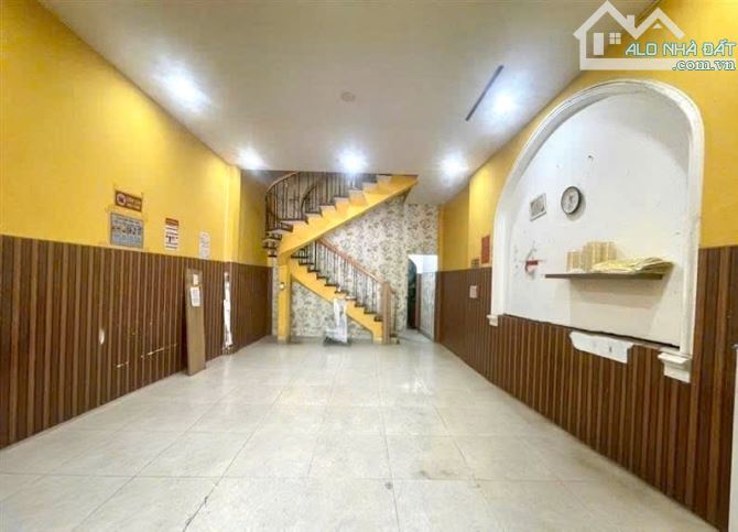 Mặt tiền kinh doanh đường Phan Văn Trị - 100m2- Đường 12M có vỉa hè- 14tỷ - 2