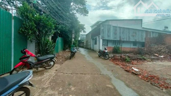 Chân dài hẻm Y Ni Ksor 5x37 thổ cư, đường ô tô vô tận đất, bán nhanh 15 ngày - 2