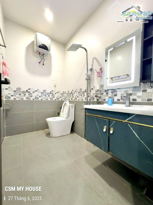 Phố Lực Hành - 52m2 - Ô tô đỗ cửa - 3 Tỷ 390 - 2