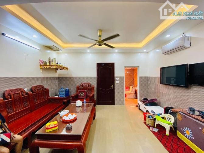 Bán nhà 4 tầng Khuất Duy Tiến, Thanh Xuân. 40m², MT 4.1m – gần phố, ở ngay, giá chỉ 7.8 tỷ - 2