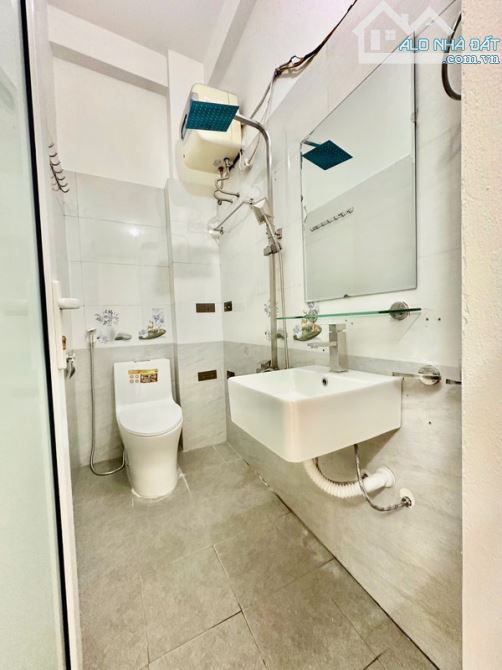 BÁN NHÀ QUANG TRUNG - GẦN PHỐ - FULL NỘI THẤT -  5 TẦNG - 3 NGỦ - GIÁ 5,9 TỶ - 2