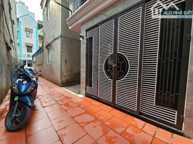 Bán nhà 6 tầng Việt Hưng - Giang biên, gần hồ, gần oto tránh, yên tĩnh - 2