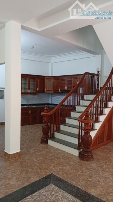 Bán nhà Nguyễn Văn Cừ,Long Biên 4 tầng,60m,mt7.2m lô góc nhỉnh 11 tỷ - 2
