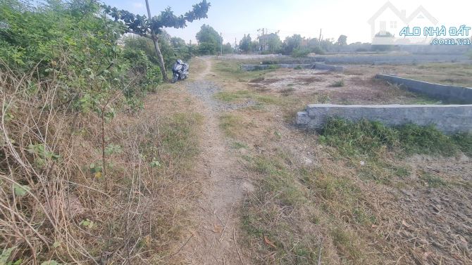 Đất Đẹp Nở Hậu 881,6m² Gần Biển LaGi, Quy Hoạch ONT, Sổ Sẵn, Giá Rẻ Đầu Tư Ngay - 3