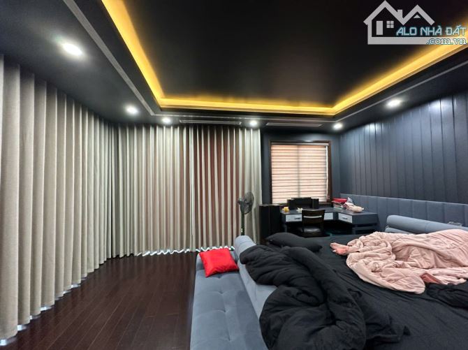 CĂN GÓC 7 TẦNG YÊN LÃNG - 56,7M2 x MT 10m - 29,5 TỶ - NỘI THẤT CAO CẤP - SỔ ĐỎ CHÍNH CHỦ - 3