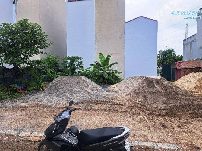 Đất dịch vụ Phú Lãm, Hà Đông - Vị trí đẹp - Phân lô, ô tô - Kinh doanh - Dt50m2, Mt4m - 2