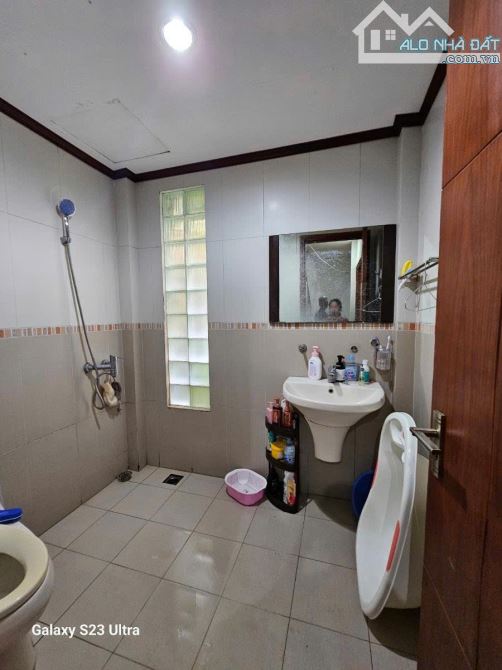 Cần tiền!!! Bán Nhà phố Nguyễn Chí Thanh Đống Đa 42m2 5 tầng mt 4.2m - 3