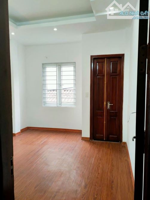 Bán nhà ngõ 180 Nguyễn Lương Bằng, 35m2 x 4 tầng, ô tô tránh, 10 tỷ - 3