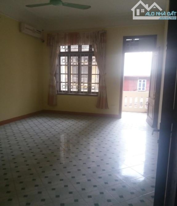 Cho thuê nhà ngõ 22 phố Nghĩa Đô - Cầu Giấy, Diện tích 70m2 x 4 tầng đủ ĐH, NL - 3