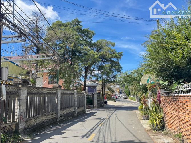 ĐẤT MẶT TIỀN NGÔ HUY DIỄN - 1.060M2 FULL XD - NGANG 28 MET - GẦN CƠ QUAN NHÀ NƯỚC CÁN BỘ - 3