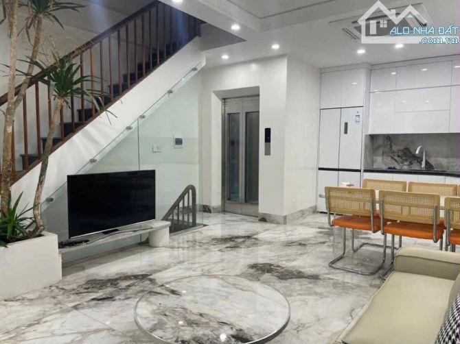 Nhà đẹp Hoa Bằng, 40m x 6T, thang máy, ô tô gần, full NT ở ngay, chỉ 12 tỷ - 3