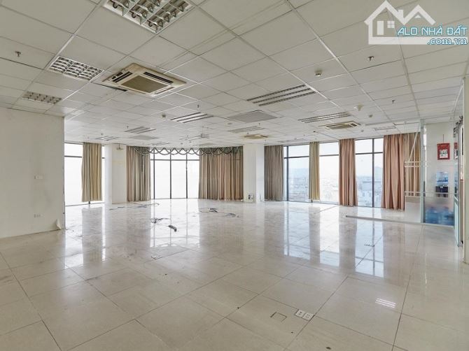 Bán Tòa Văn Phòng Phố Đại Cồ Việt 500M2 Xây 9 Tầng Nổi 2 Hầm Lô Góc - 3
