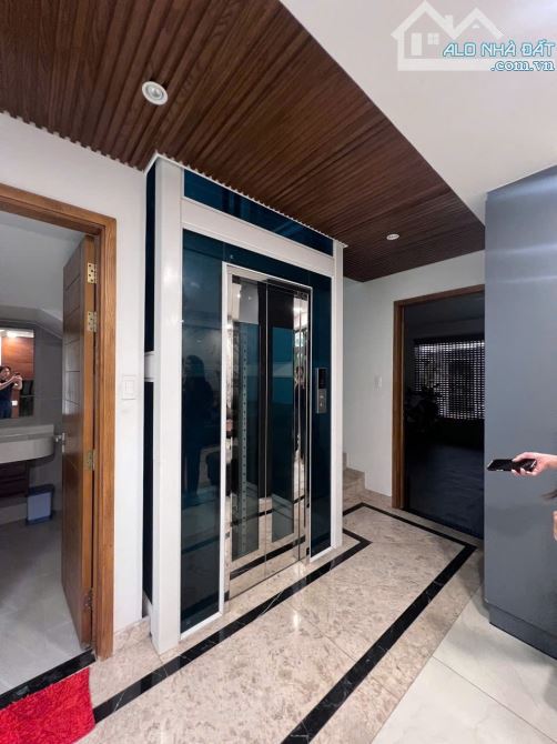 Villa Kỳ Đồng Quận 3, DT: 8,2x15 - 4 Tầng, Full Nội Thất Cao Cấp, Thang máy, giá 2X Tỷ - 3