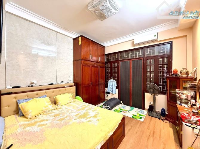 Lê Trọng Tấn - Thanh Xuân 52m x 4 tầng, mặt tiền 4.4m, giá 15.8 tỷ thương lượng - 3