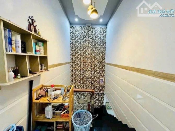 Bán Nhà 1 trệt 1 lầu p. Quyết Thắng giá 2 tỷ 750 triệu - 3