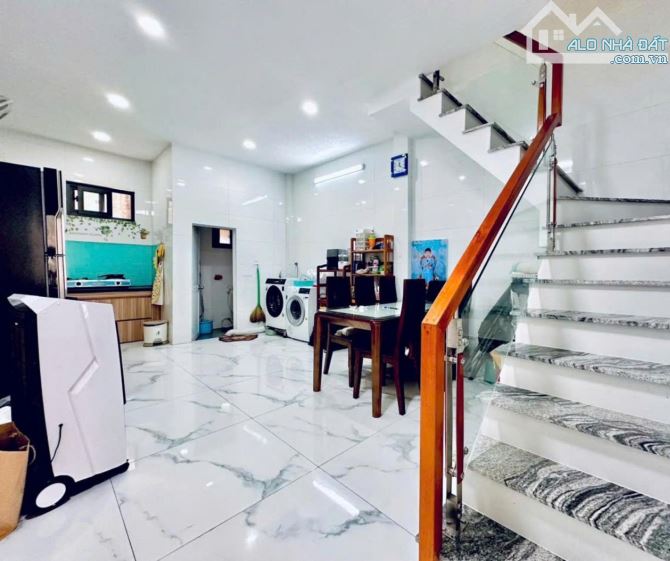 Bán nhà đường Quang Trung, Gò Vấp, tặng full nội thất, 4x12m, nhỉnh 4 tỷ - 3