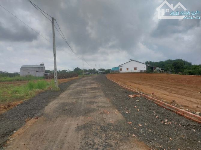 Đất Đồng Phú Tỉnh Đồng Nai 360 triệu 200m2 100m thổ cư ngay trường học, sát quốc lộ 14 - 3